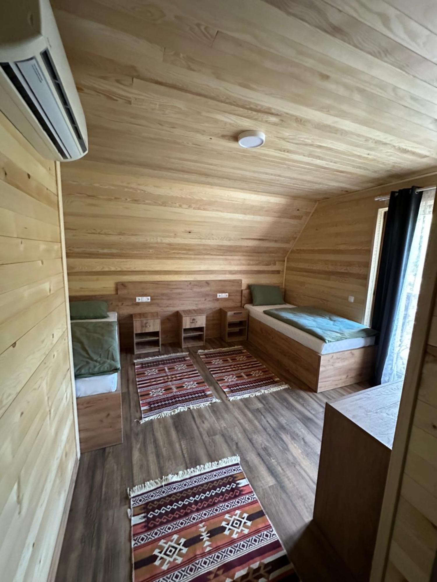 Bungalow House - 5 Rooms Zolaci Exteriör bild